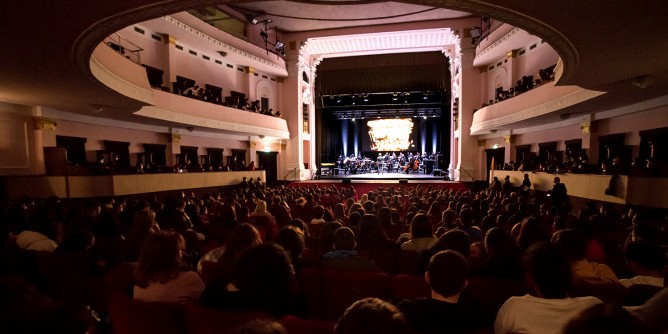 Al via il salotto culturale del Teatro Verdi