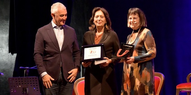 Premio Alghero donna: la serata teatro