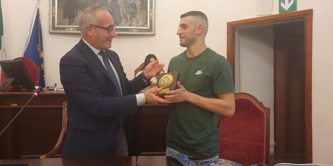 Sassari saluta il nuovo campione Zara