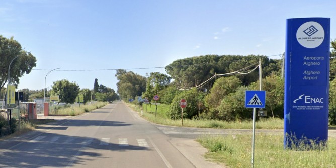 S´illumina il rettilineo per l´aeroporto