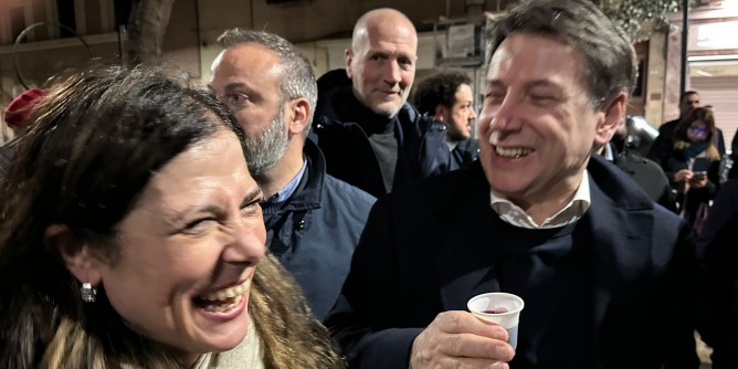 Todde presidente: Sardegna test fallito per il Governo