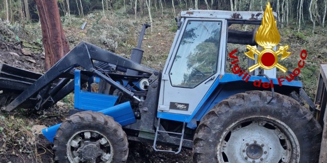 Pattada: agricoltore schiacciato dal trattore