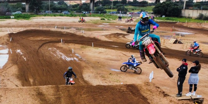 LOlbia Arena ospita il Campionato regionale motocross 