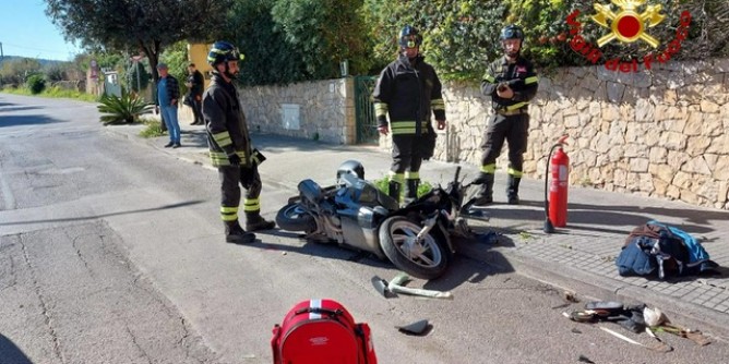 Scontro auto e moto a Sant´Anna, un ferito