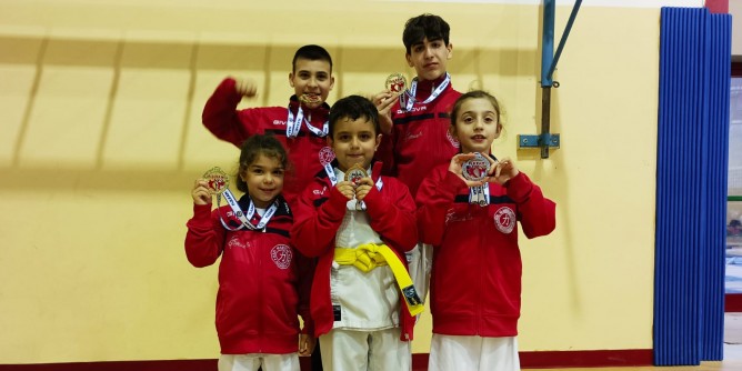 Karate: 4 ori per Martial Alghero ai campionati giovanili