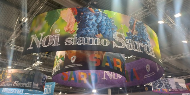 Vinitaly: crescono produttori e qualit nell'Isola