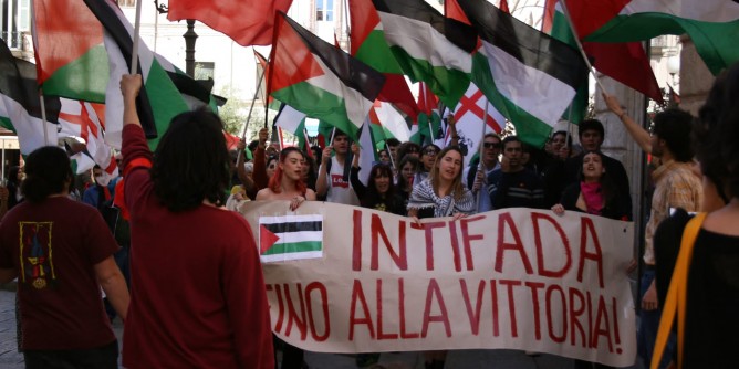 Palestina: corte e tendata a Sassari