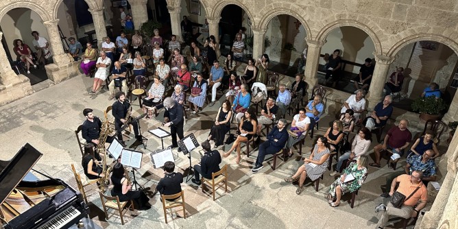 Notturni contemporanei chiude al Chiostro di San Francesco