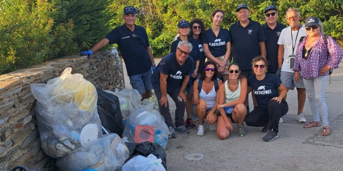 A Stintino una domenica plastic free