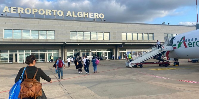 Aeroporto di Alghero in stato comatoso