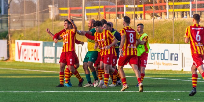 Alghero va sotto di due goal e pareggia nel finale