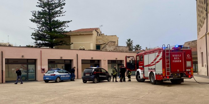 Alghero, fuoco ai servizi sociali:  doloso 