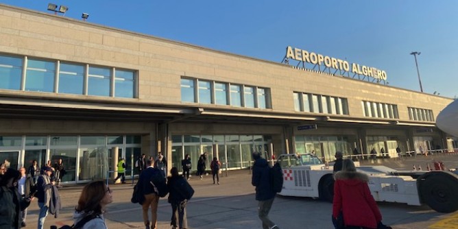 Aeroporto di Alghero:  scontro tra Moro e Manca