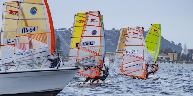 Windsurfing, a Cagliari il campionato zonale