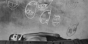 86 immagini di Roger Ballen a Su Palatu