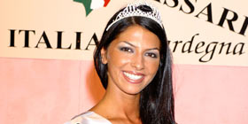 22enne di Cagliari eletta Miss Sasch Modella Domani Sardegna 2004 