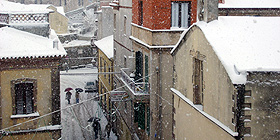 Vento, pioggia, neve, gelo: c´ l´allerta